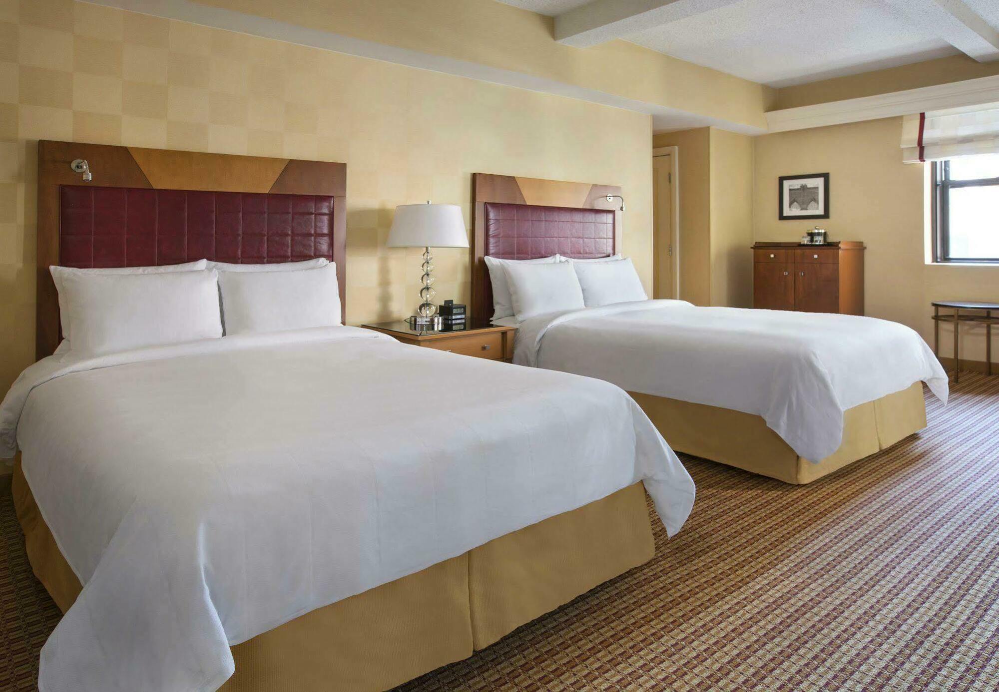 מלון New York Marriott East Side מראה חיצוני תמונה